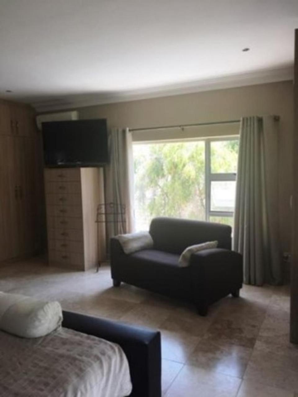 African Palm Cottage And Guesthouse Durbanville Dış mekan fotoğraf