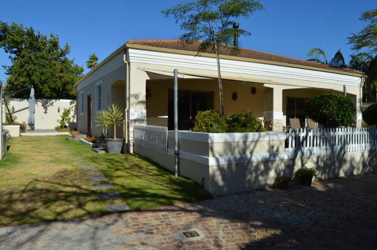 African Palm Cottage And Guesthouse Durbanville Dış mekan fotoğraf