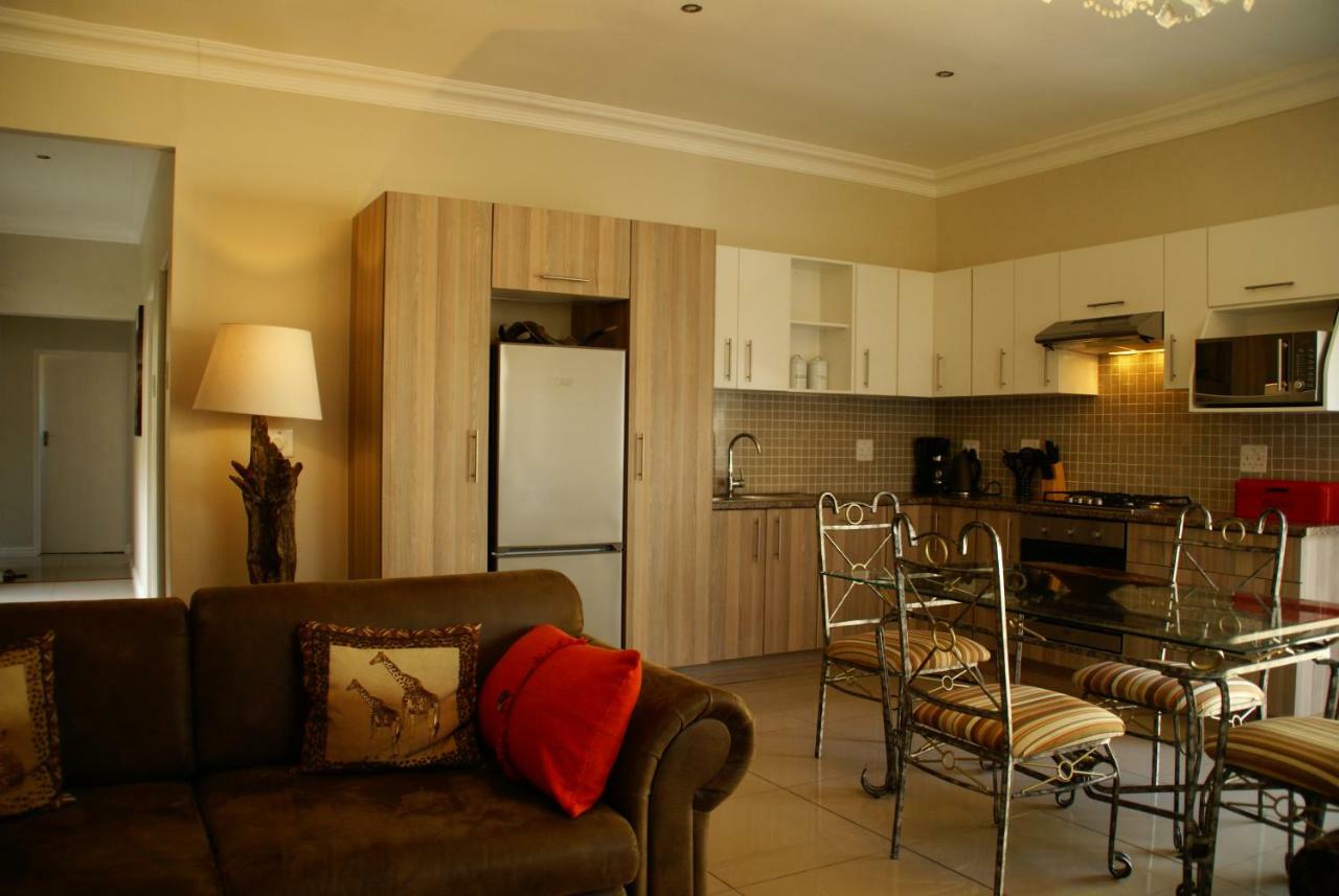 African Palm Cottage And Guesthouse Durbanville Dış mekan fotoğraf